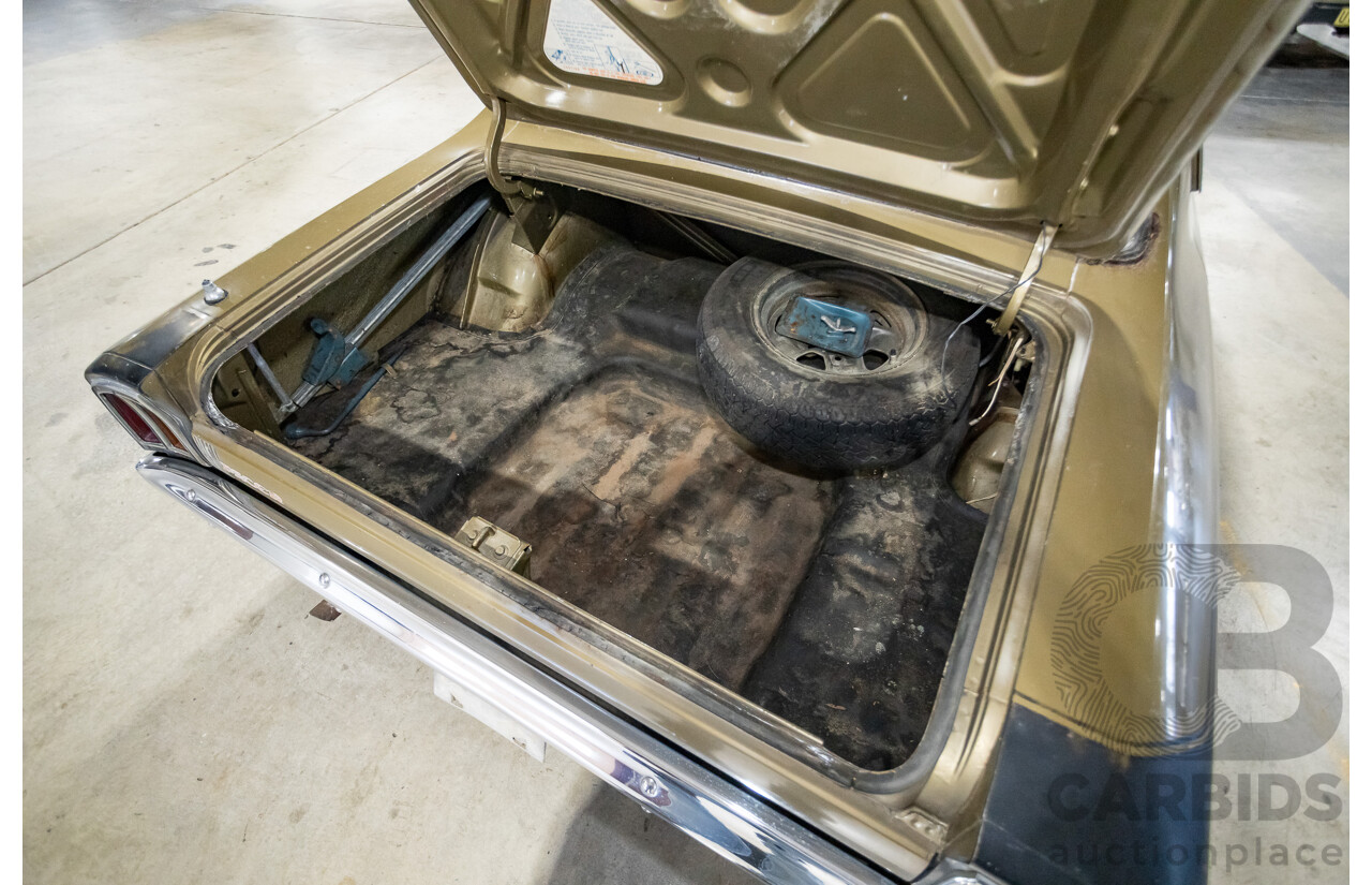 11/1972 Chrysler VH Valiant Pacer 4d Sedan Citron Gold Metallic Hemi 265ci 4.3L