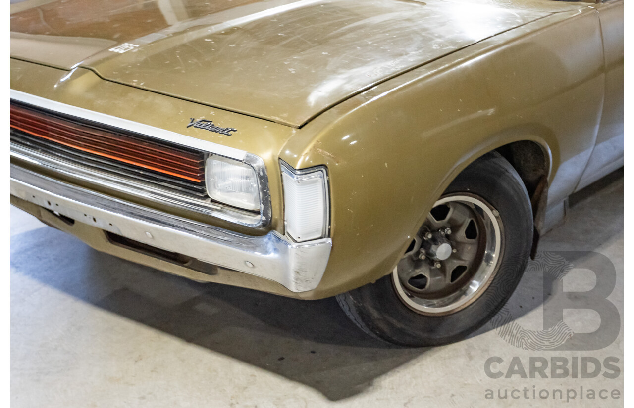 11/1972 Chrysler VH Valiant Pacer 4d Sedan Citron Gold Metallic Hemi 265ci 4.3L