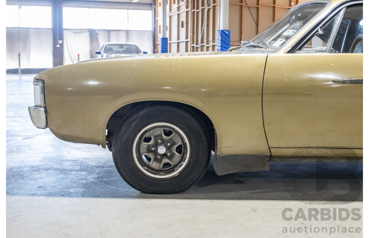 11/1972 Chrysler VH Valiant Pacer 4d Sedan Citron Gold Metallic Hemi 265ci 4.3L