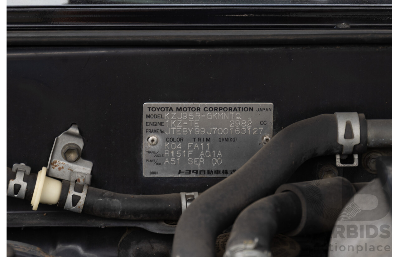 10/2000 Toyota Landcruiser Prado GXL (4x4) KZJ95R 4d Wagon Black Onyx Turbo Diesel 3.0L