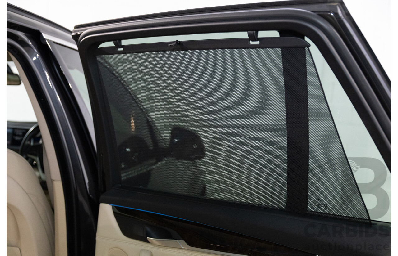 11/2013 BMW X5 xDrive30d F15 4d Wagon Sophisto Grey Brilliant Effect Metallic Turbo Diesel 3.0L