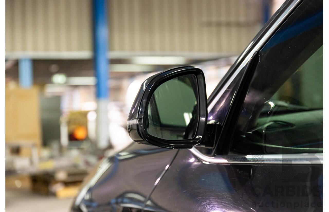 11/2013 BMW X5 xDrive30d F15 4d Wagon Sophisto Grey Brilliant Effect Metallic Turbo Diesel 3.0L