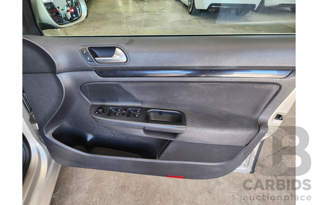 10/2013 Volkswagen Golf 118 TSI Comfortline 4d Wagon Silver 1.4L