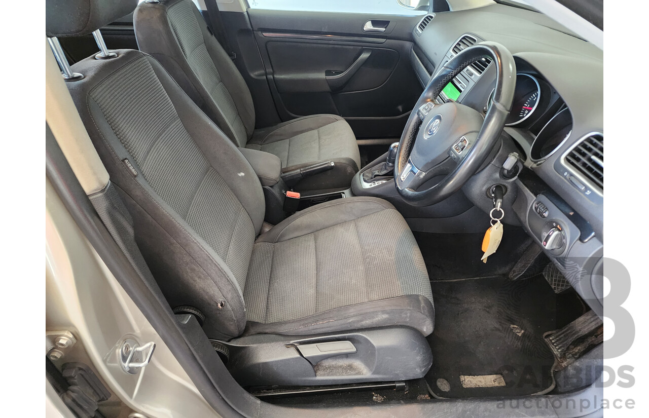 10/2013 Volkswagen Golf 118 TSI Comfortline 4d Wagon Silver 1.4L