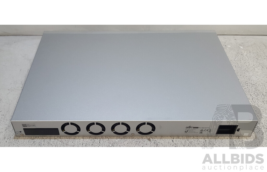 Ubiquiti Networks (USW-Pro-Aggregation) Unifi Network Pro Aggregation Switch