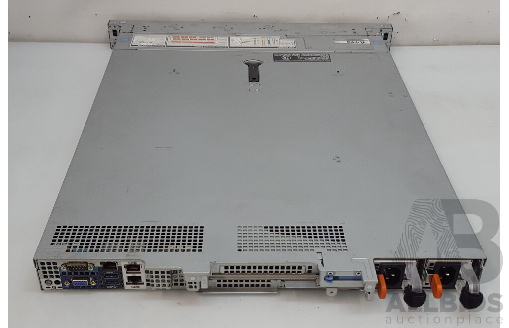 Dell EMC PowerEdge R440 Intel Xeon BRONZE (3106) 1.70GHz 8-Core CPU 1RU Server w/ 16GB DDR4