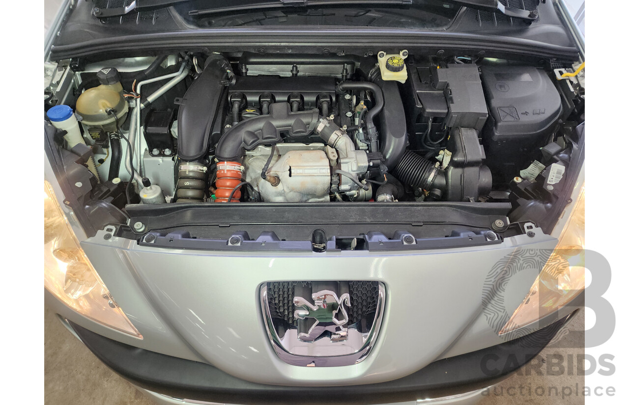 10/2011 Peugeot 308 CC  2d Cabriolet Silver 1.6L