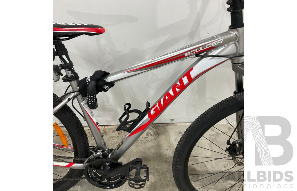 Giant Boulder Bike - Size M - ALUXX 6000 Series Butted Tubing