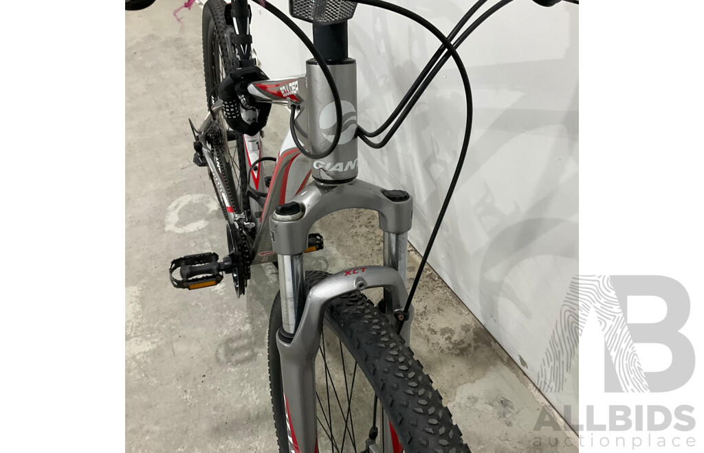 Giant Boulder Bike - Size M - ALUXX 6000 Series Butted Tubing