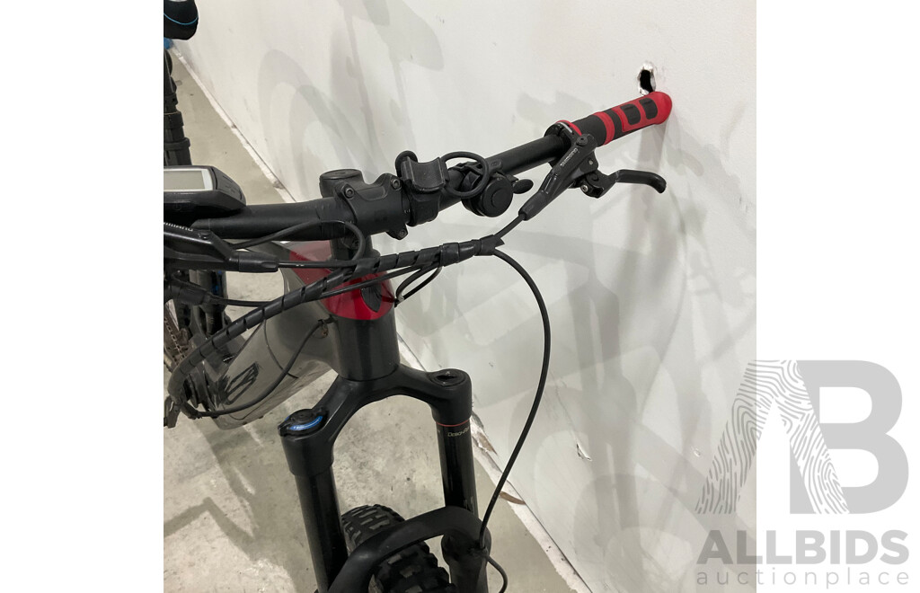 TREK X BOSCH Powerfly E-bike