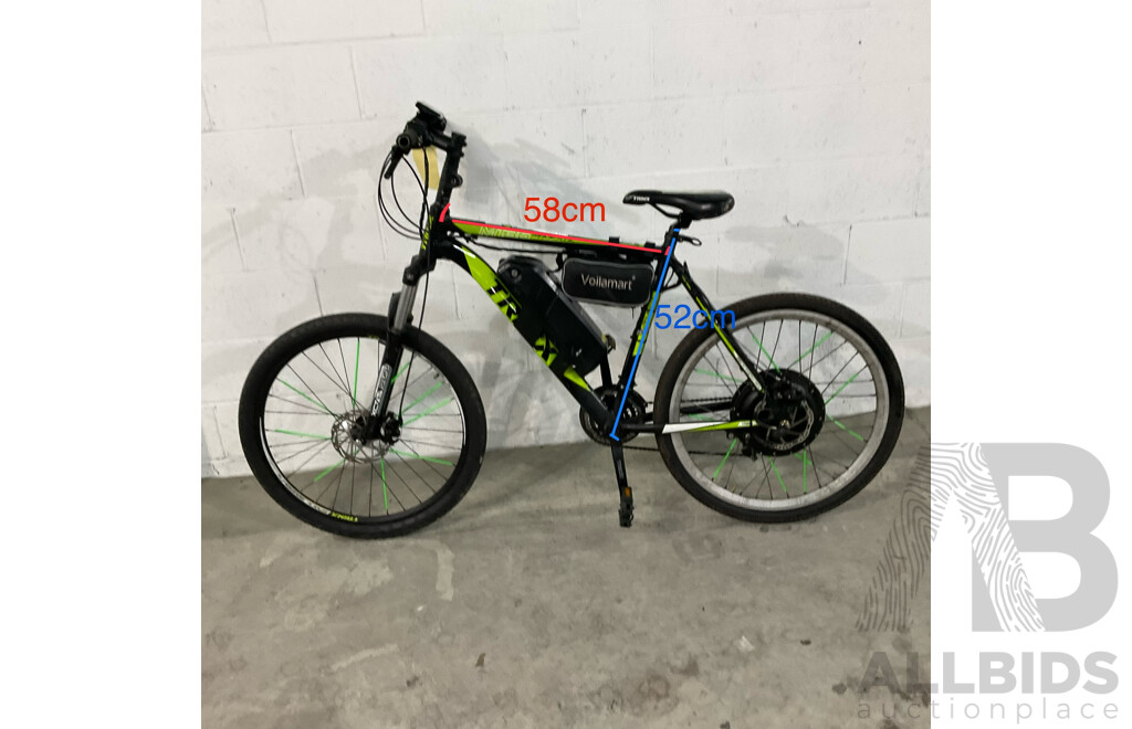 TRINX Majestic M136 E-bike