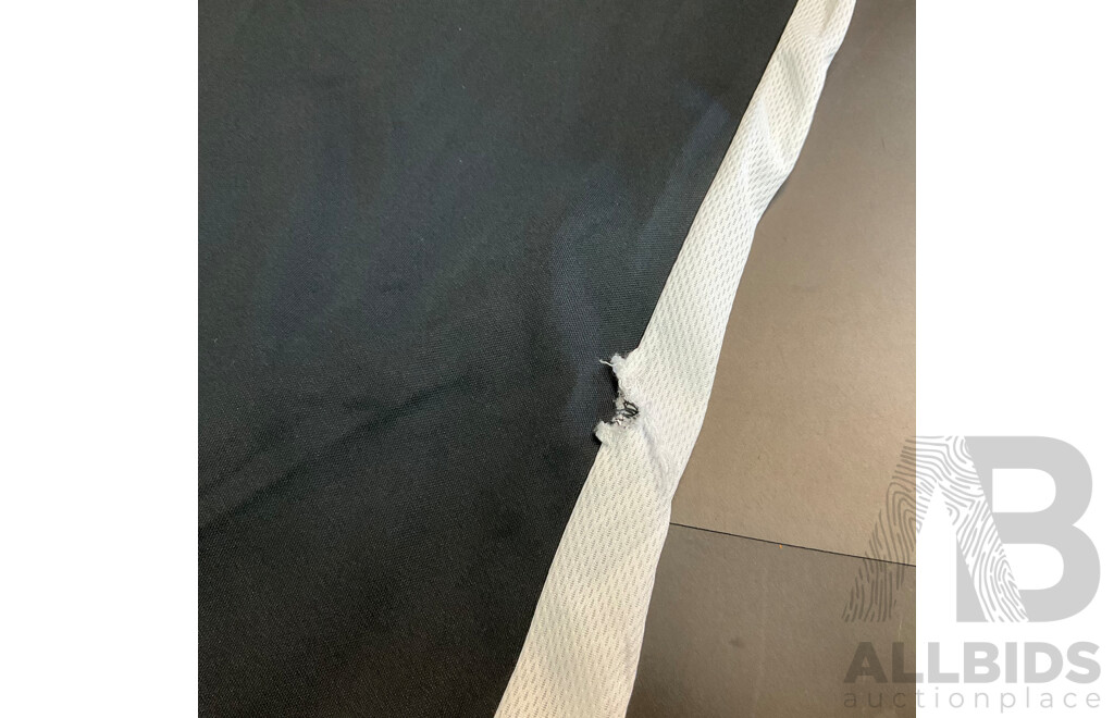 Nike Men's Long Sleeve & Pants - Sizes M & L - Lot of 6