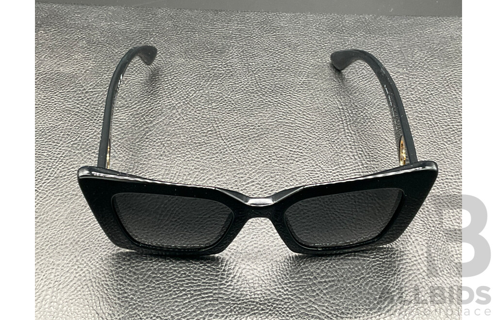 Daisy (B4344) in Black Acetate with Dark Grey Lenses Sunglasses Branded BURBERRY