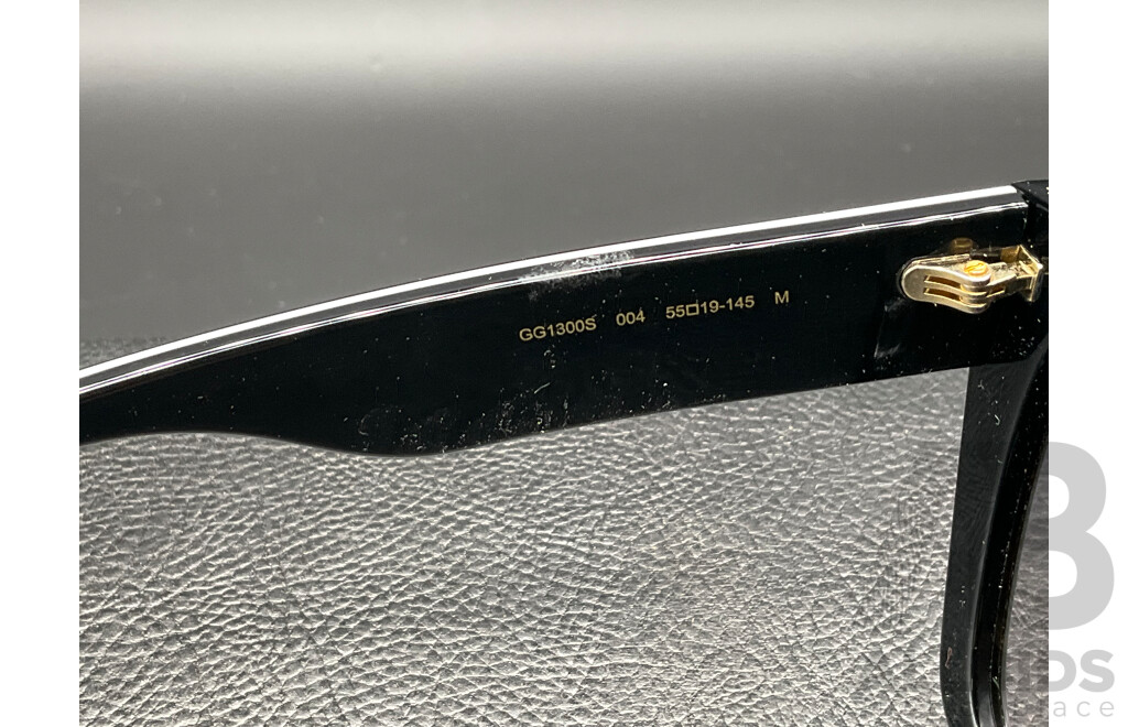 Square Frame (GG1300S) Sunglasses Branded GUCCI