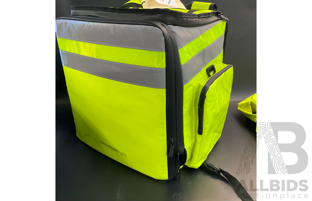 Food Delivery Bag and Size L Raincoat