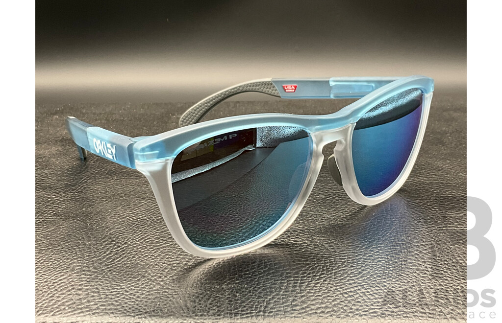 OAKLEY Frogskins Range Sunglasses