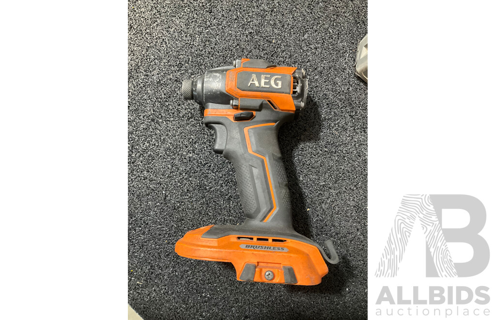 AEG 18V Reciprocating Saw (A18RS) and Impact Driver (BSS18SBL) with 5.0Ah Battery - Lot of 3