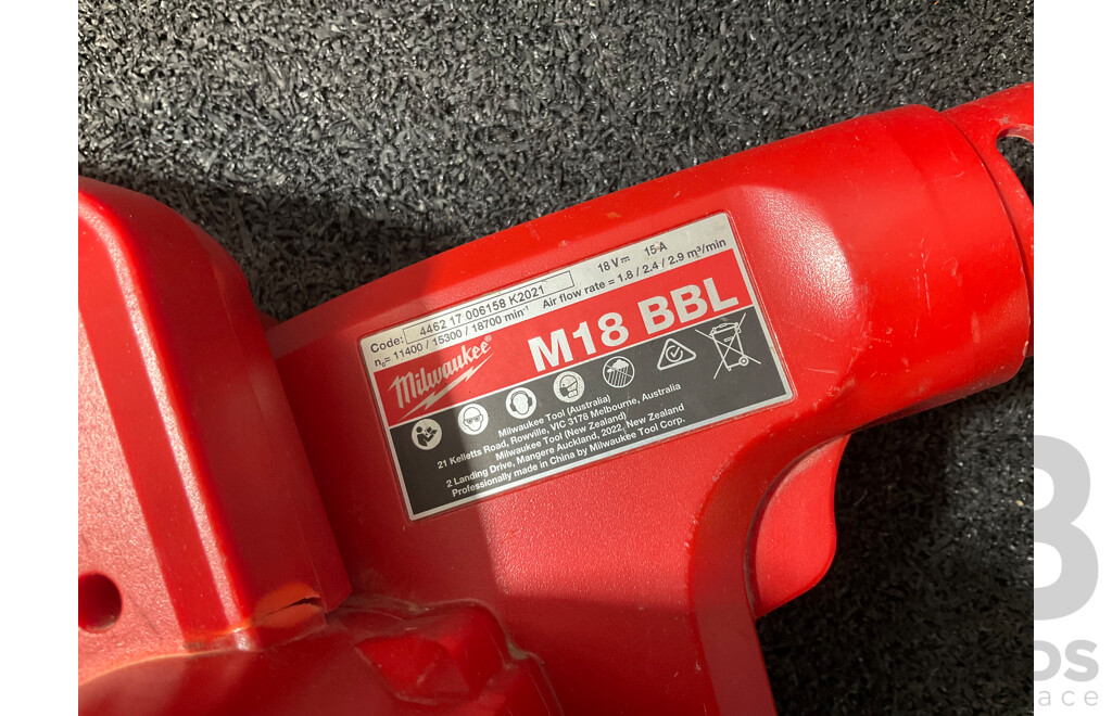 MILWAUKEE M18 Compact Blower (M18BBL) - Skin Only and STANLEY Socket Set - Lot of 2