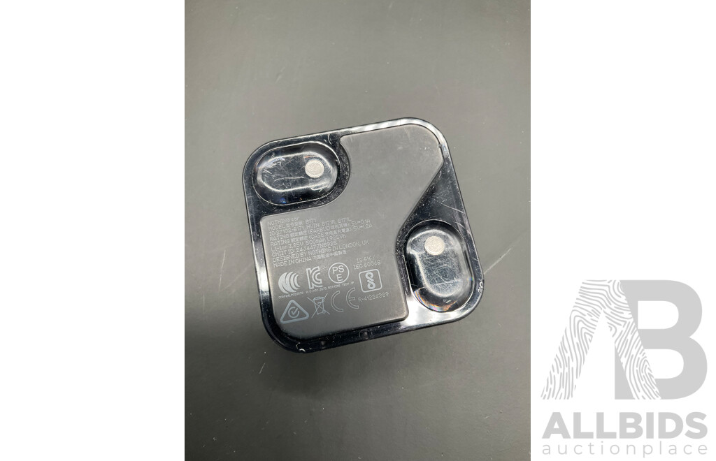 MARSHALL WILLEN II Portable Bluetooth Speaker and NOTHING Wireless Earbuds - Lot of 2