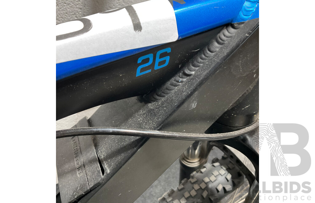 NCM Moscow E-bike - Size 26