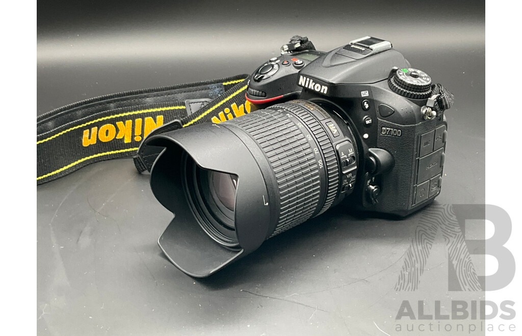 NIKON D7100 DSLR Camera with NIKON AF-S DX Nikkor 18-105mm F/3.5-5.6G ED VR Lens