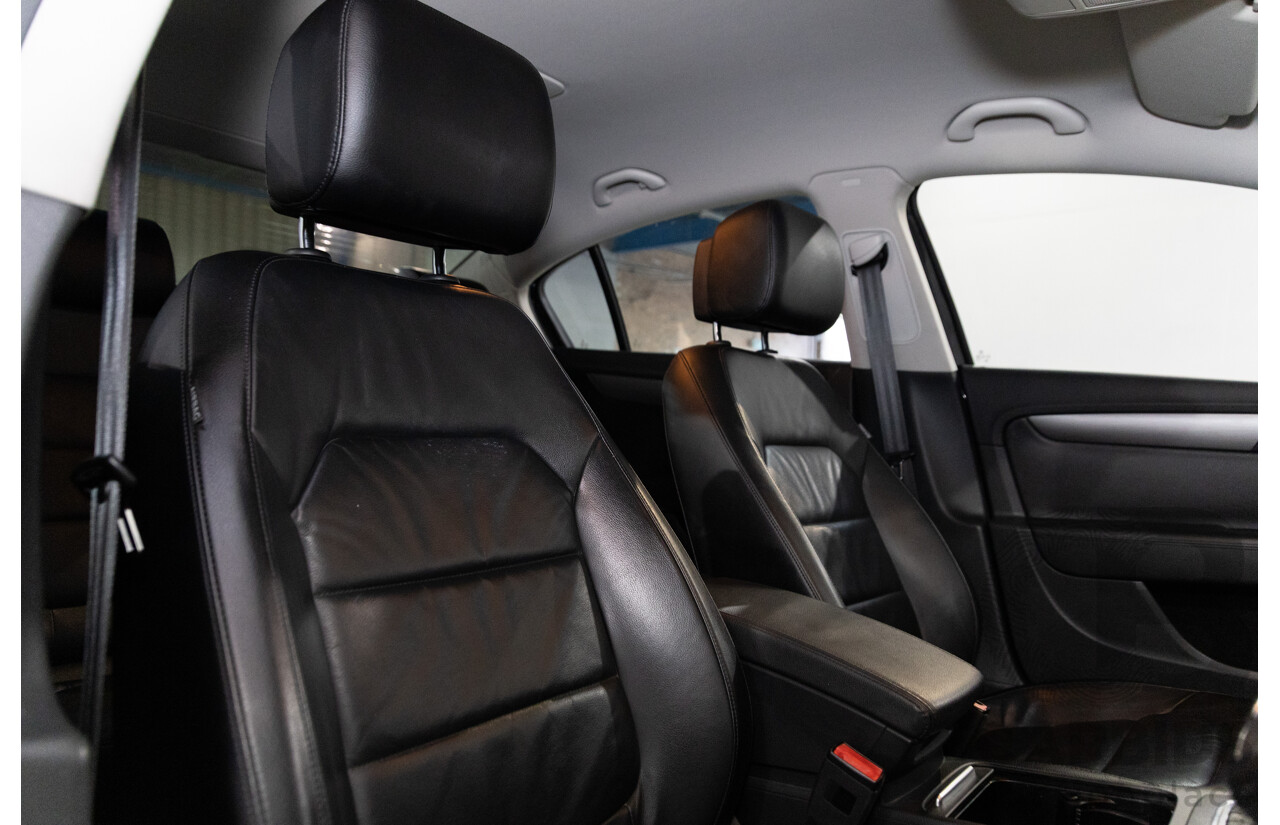 6/2012 Volkswagen Passat 118 TSI 3C MY13 4d Sedan Deep Black Turbo 1.8L