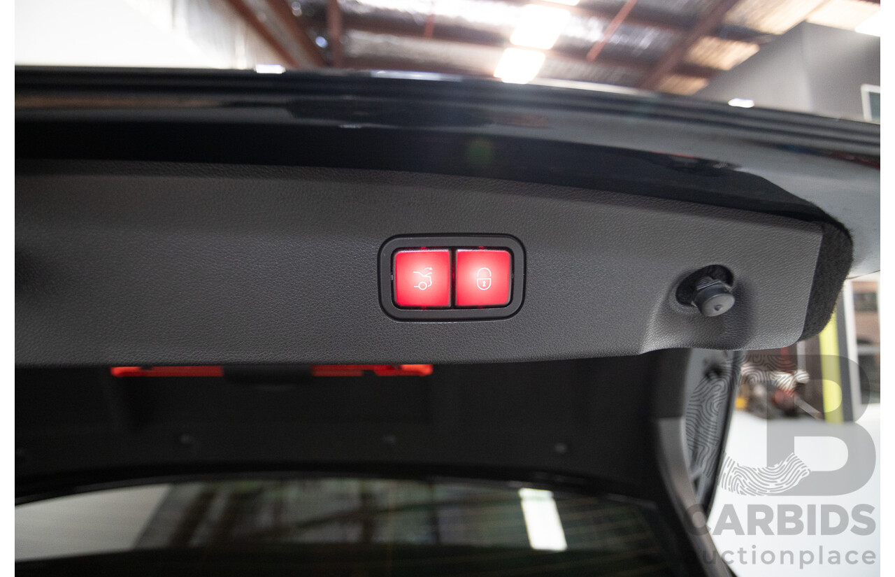 12/2012 Mercedes-Benz E250 CGI Avantgarde 212 MY12 4D Sedan Obsidian Black Turbo 1.8L