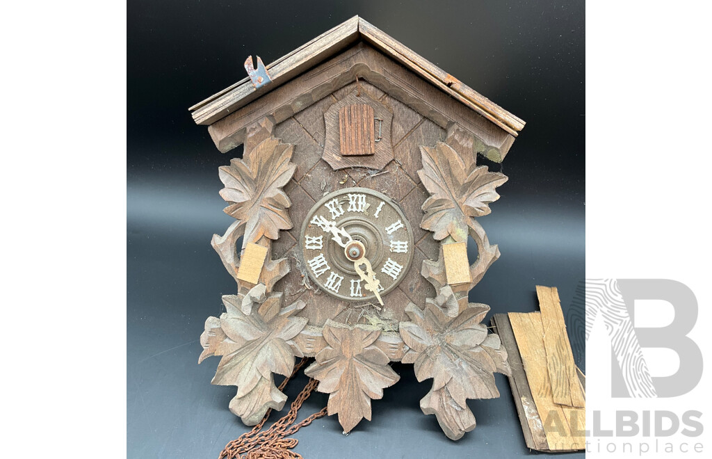 Black Forest-Style German Made Cuckoo Clock