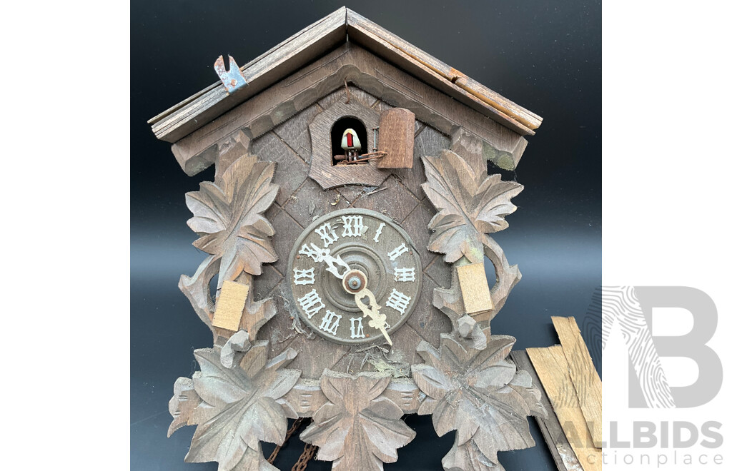 Black Forest-Style German Made Cuckoo Clock