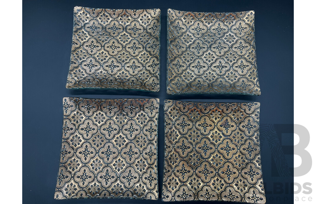 Mid-Century Square Tray with Wooden Handle and 4 Serving Plates, Cannon Quart Wall Clock