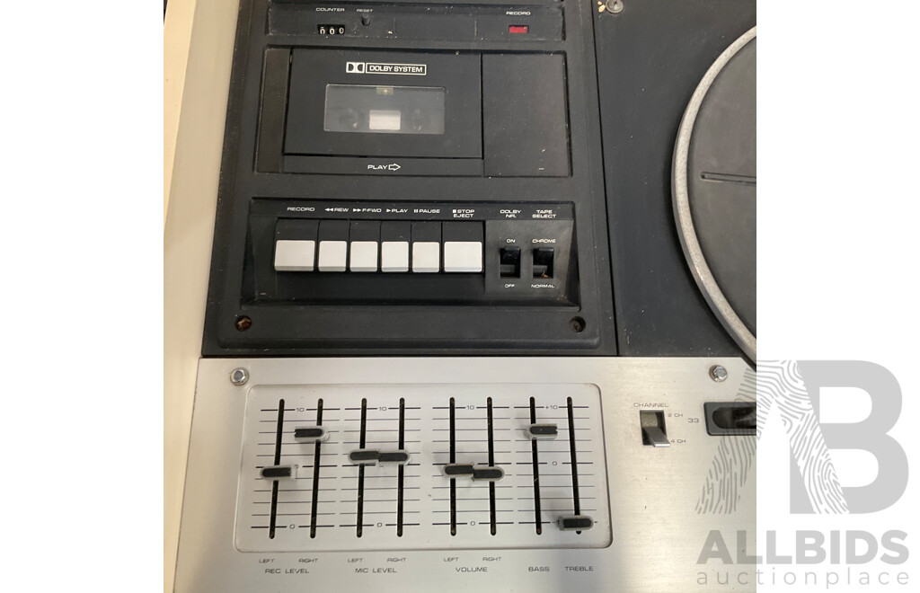 Vintage Sanyo DCW S17K S  Quadraphonic Stereo System (2 Speakers)