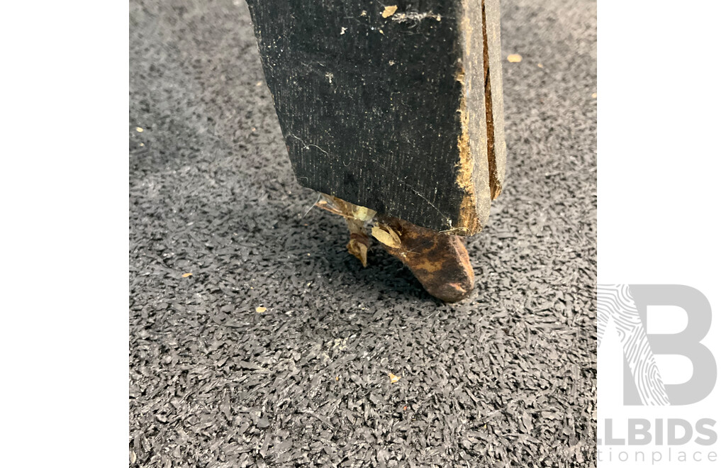 Vintage Davidge Record Player