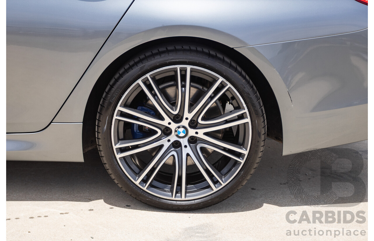 8/2017 BMW 540i M-Sport G30 MY18 4D Sedan Bluestone Metallic Tubro 3.0L