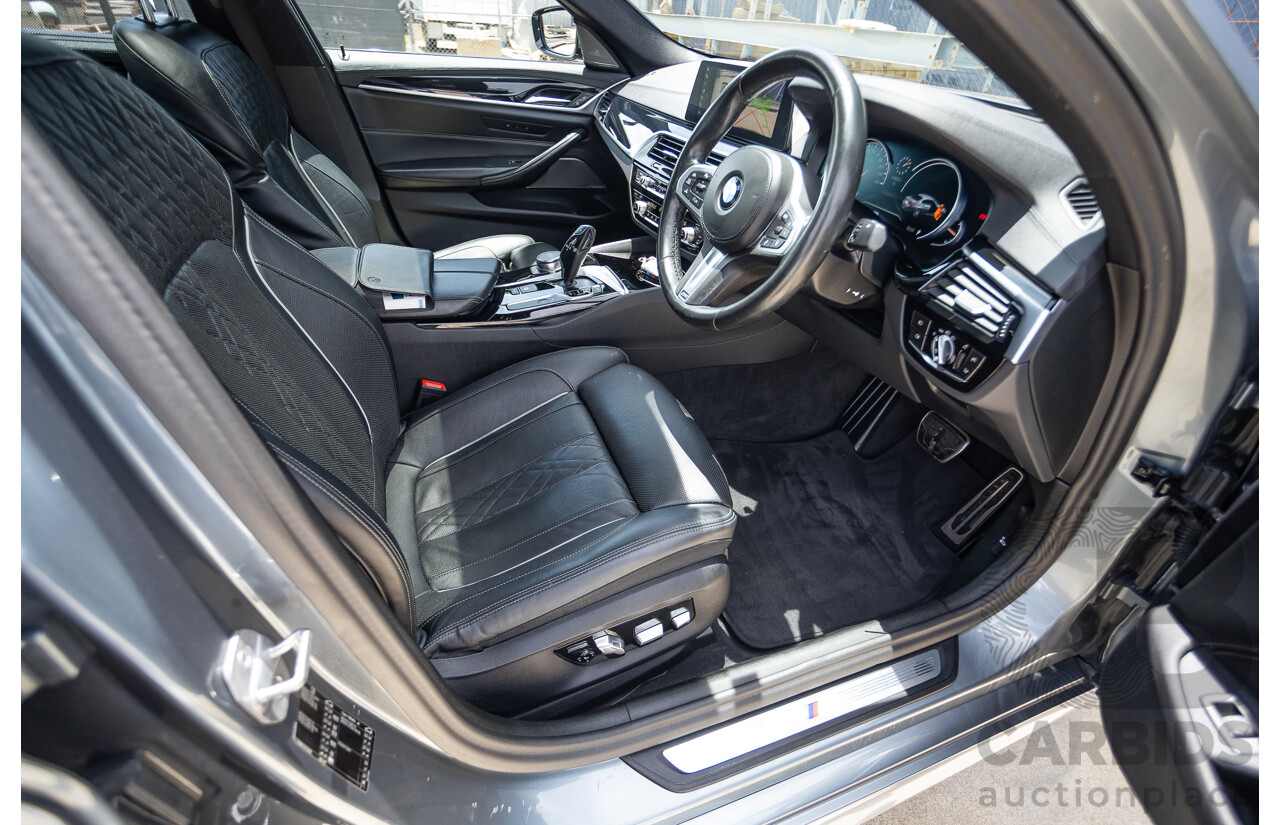 8/2017 BMW 540i M-Sport G30 MY18 4D Sedan Bluestone Metallic Tubro 3.0L