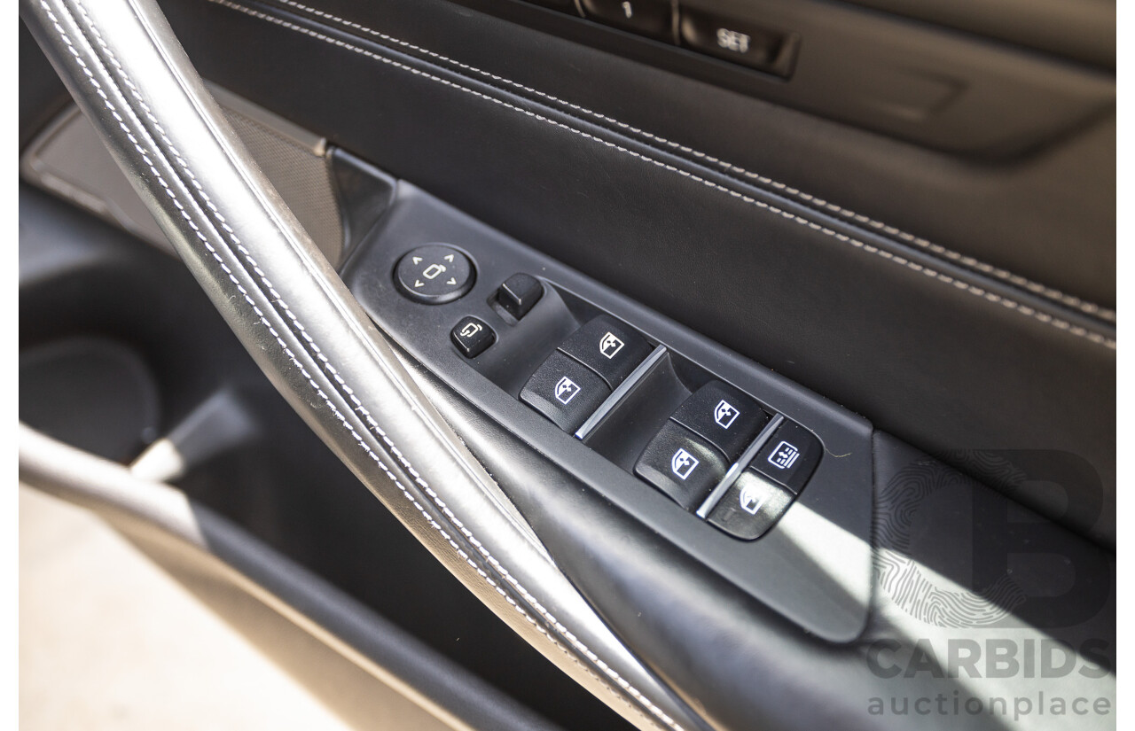 8/2017 BMW 540i M-Sport G30 MY18 4D Sedan Bluestone Metallic Tubro 3.0L