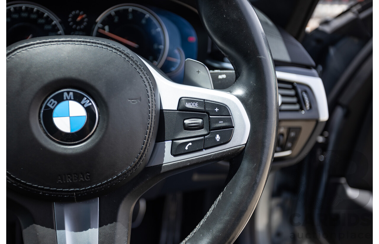 8/2017 BMW 540i M-Sport G30 MY18 4D Sedan Bluestone Metallic Tubro 3.0L