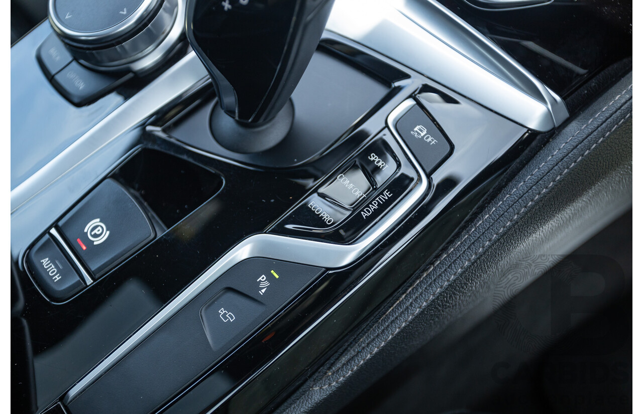 8/2017 BMW 540i M-Sport G30 MY18 4D Sedan Bluestone Metallic Tubro 3.0L