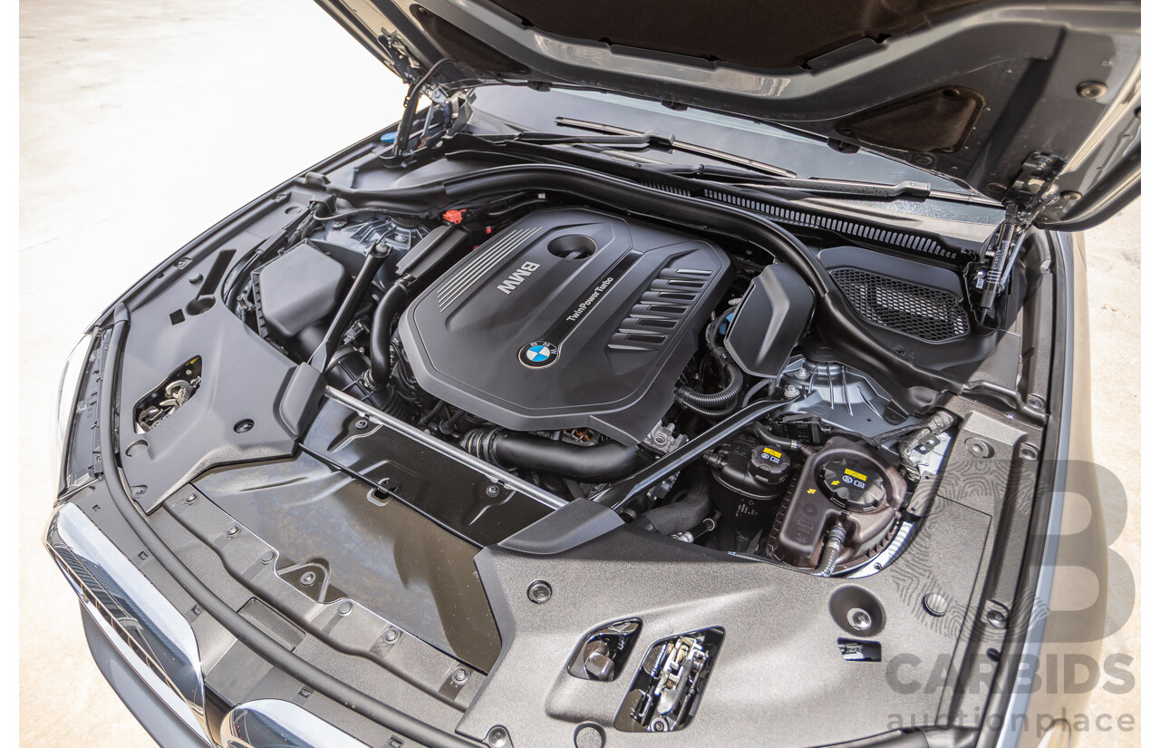 8/2017 BMW 540i M-Sport G30 MY18 4D Sedan Bluestone Metallic Tubro 3.0L