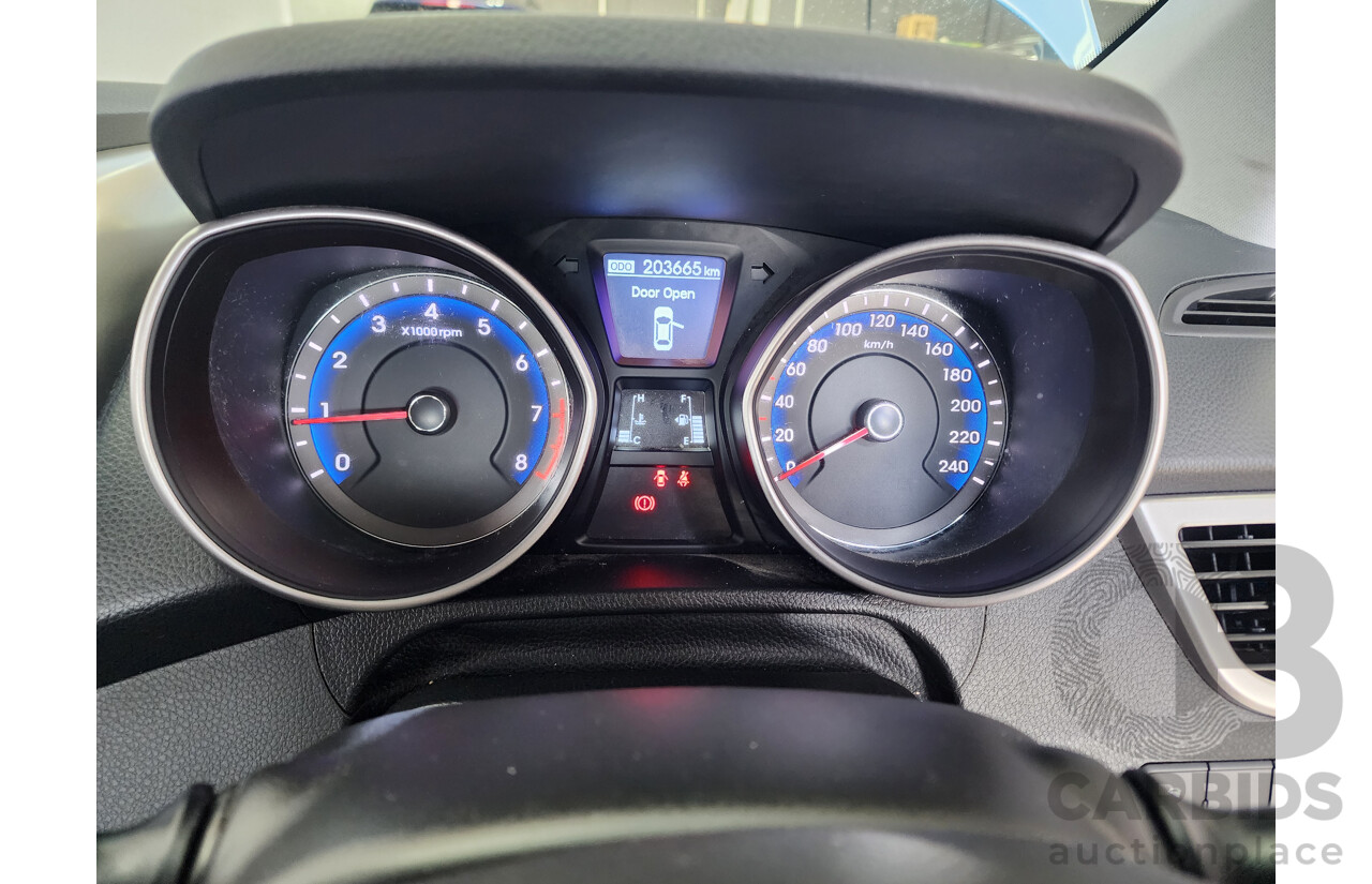 3/2013 Hyundai i30 Active GD 5d Hatchback Blue 1.8L