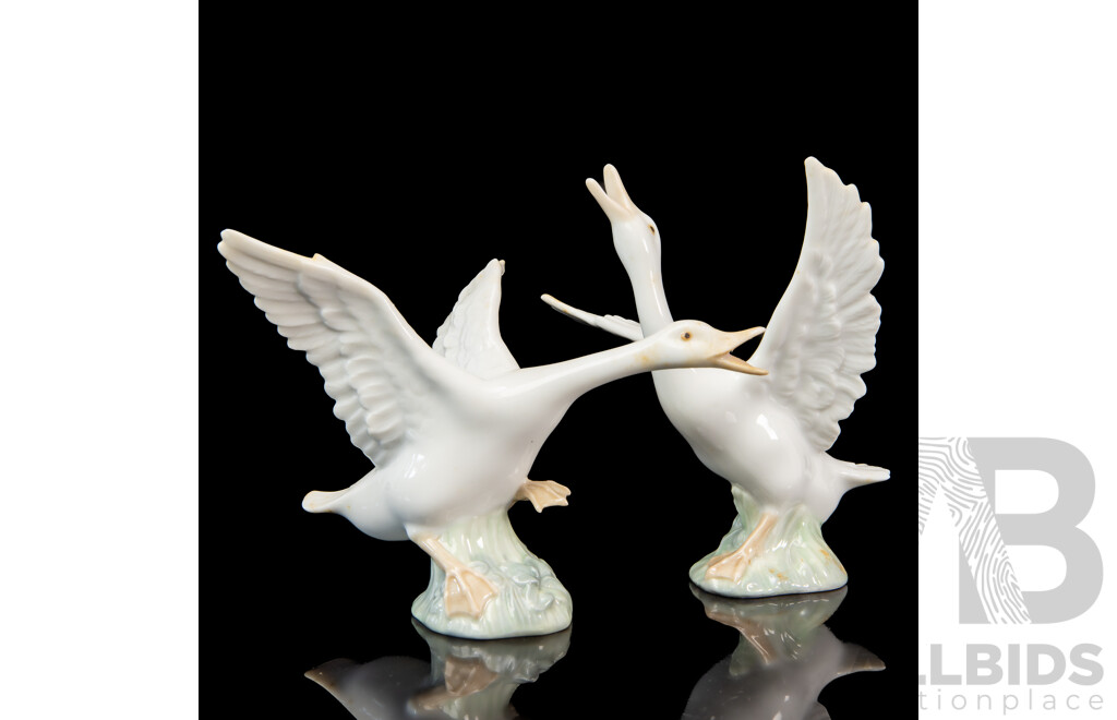 Pair of Porcelain Honking Geese by Lladro