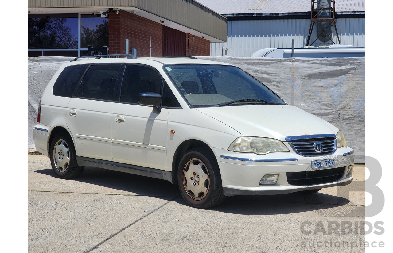 3/2003 Honda Odyssey (7 Seat) 4d Wagon White 2.3L