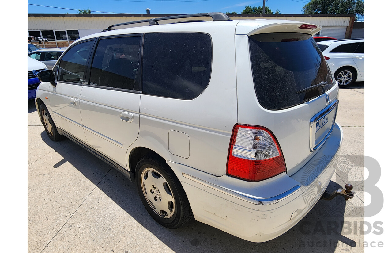 3/2003 Honda Odyssey (7 Seat) 4d Wagon White 2.3L