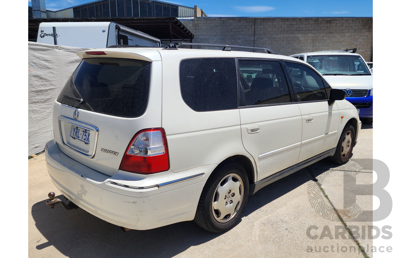 3/2003 Honda Odyssey (7 Seat) 4d Wagon White 2.3L