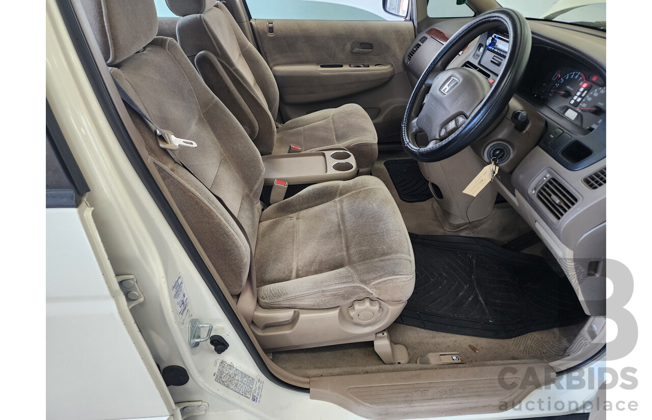 3/2003 Honda Odyssey (7 Seat) 4d Wagon White 2.3L