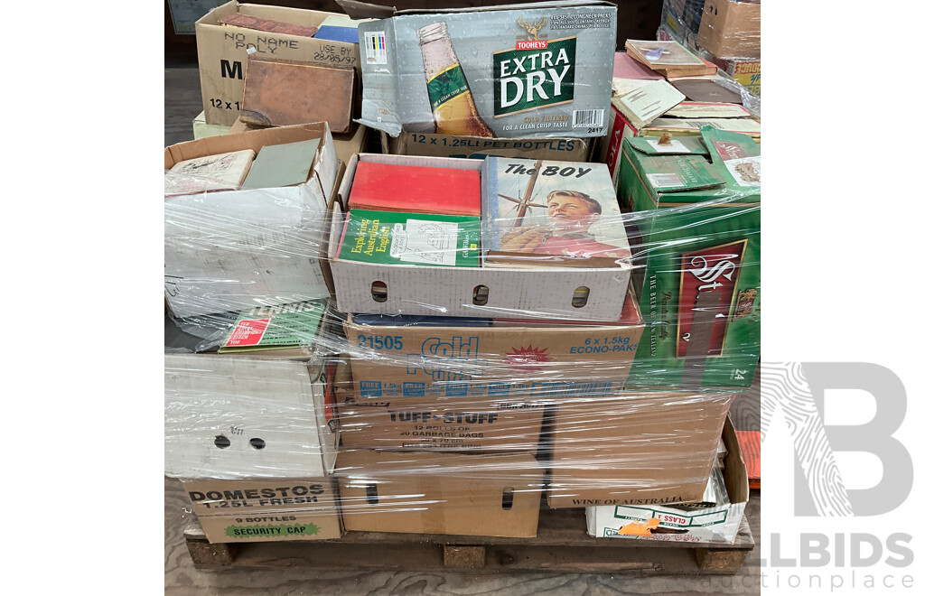 One Full Pallet - Mystery Collection of Vintage Books