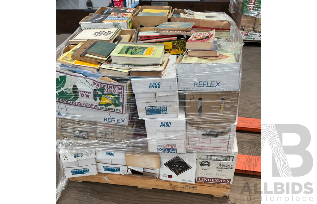 One Full Pallet - Mystery Collection of Vintage Books