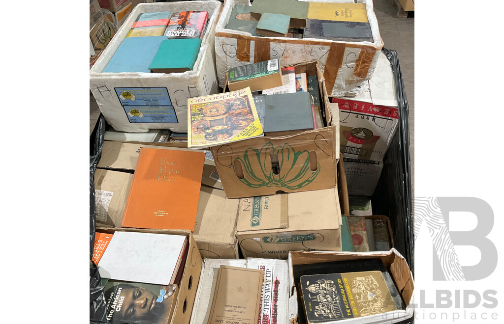 One Full Pallet - Mystery Collection of Vintage Books