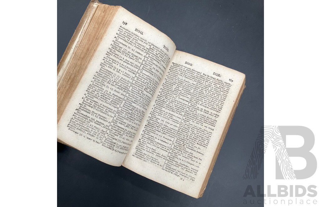 Dictionnaire Portafit Fransoic & Hollandois, Publishe in Dorderecht in 1715