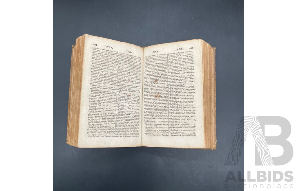 Dictionnaire Portafit Fransoic & Hollandois, Publishe in Dorderecht in 1715