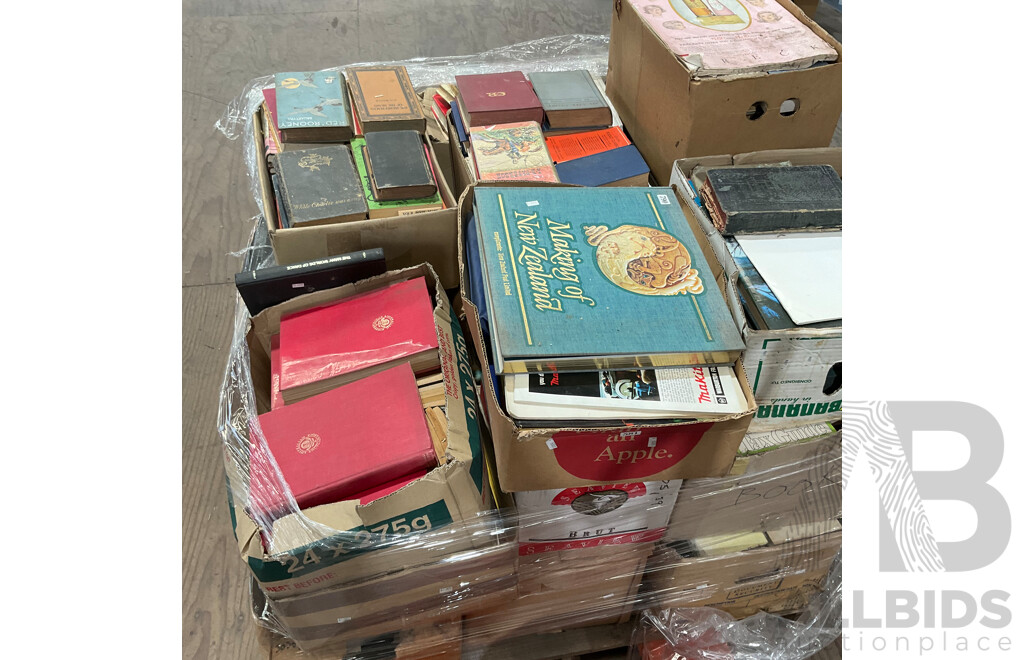 One Full Pallet - Mystery Collection of Vintage Books